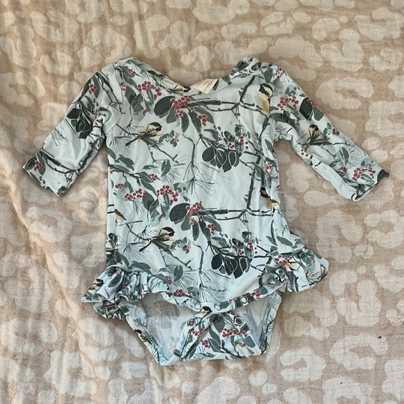 Kate Quinn Ruffle Bodysuits - Picture 3 of 4